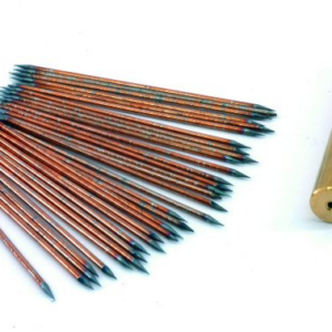 Lysspyd med værktøj